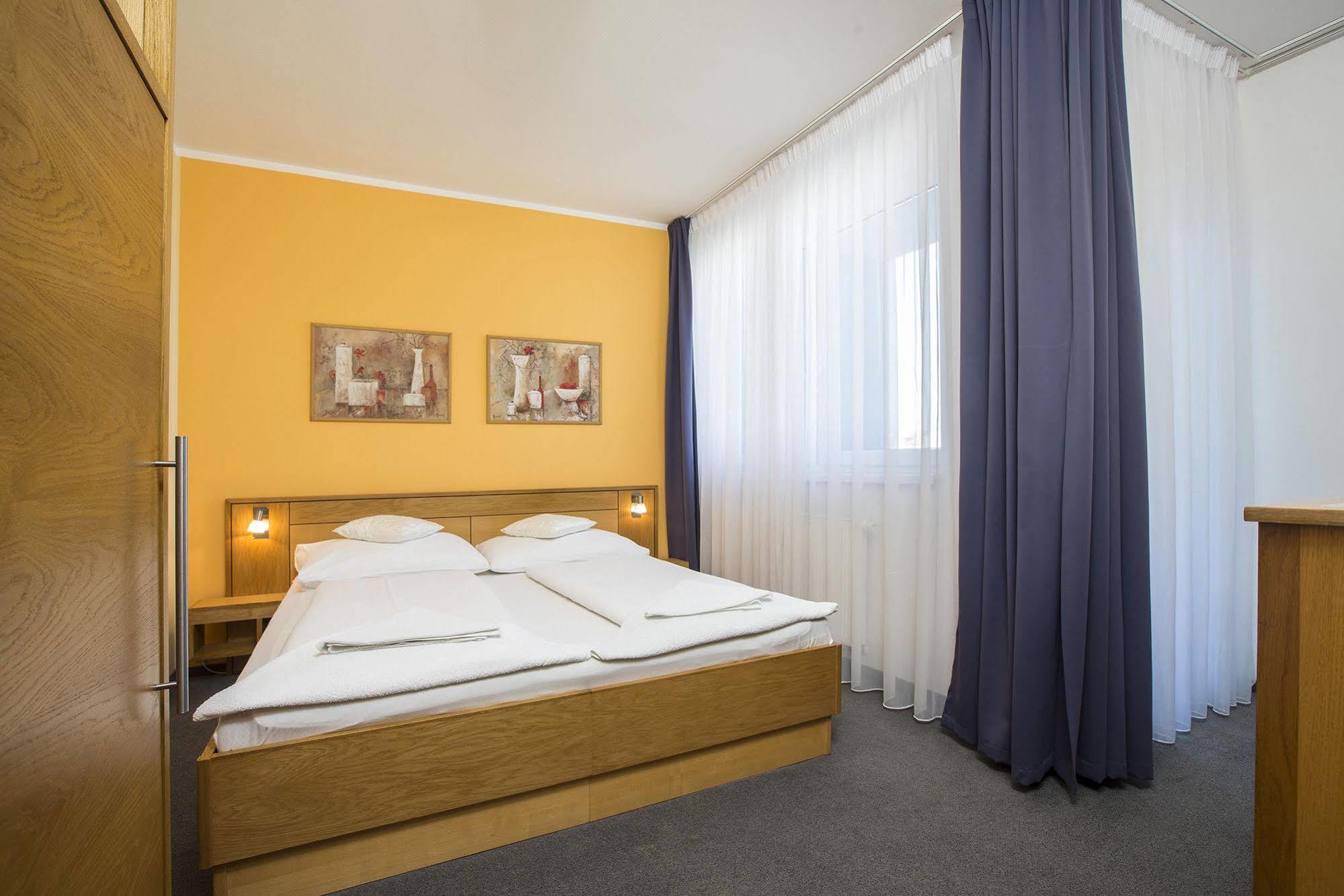 Hotel Trend Plzeň Eksteriør bilde